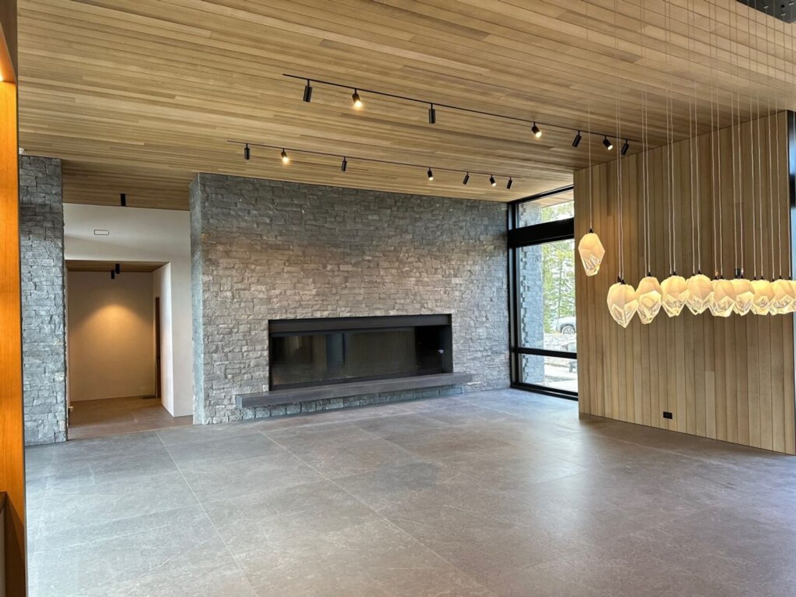 PRB's Whistler Basalt Thin Veneer