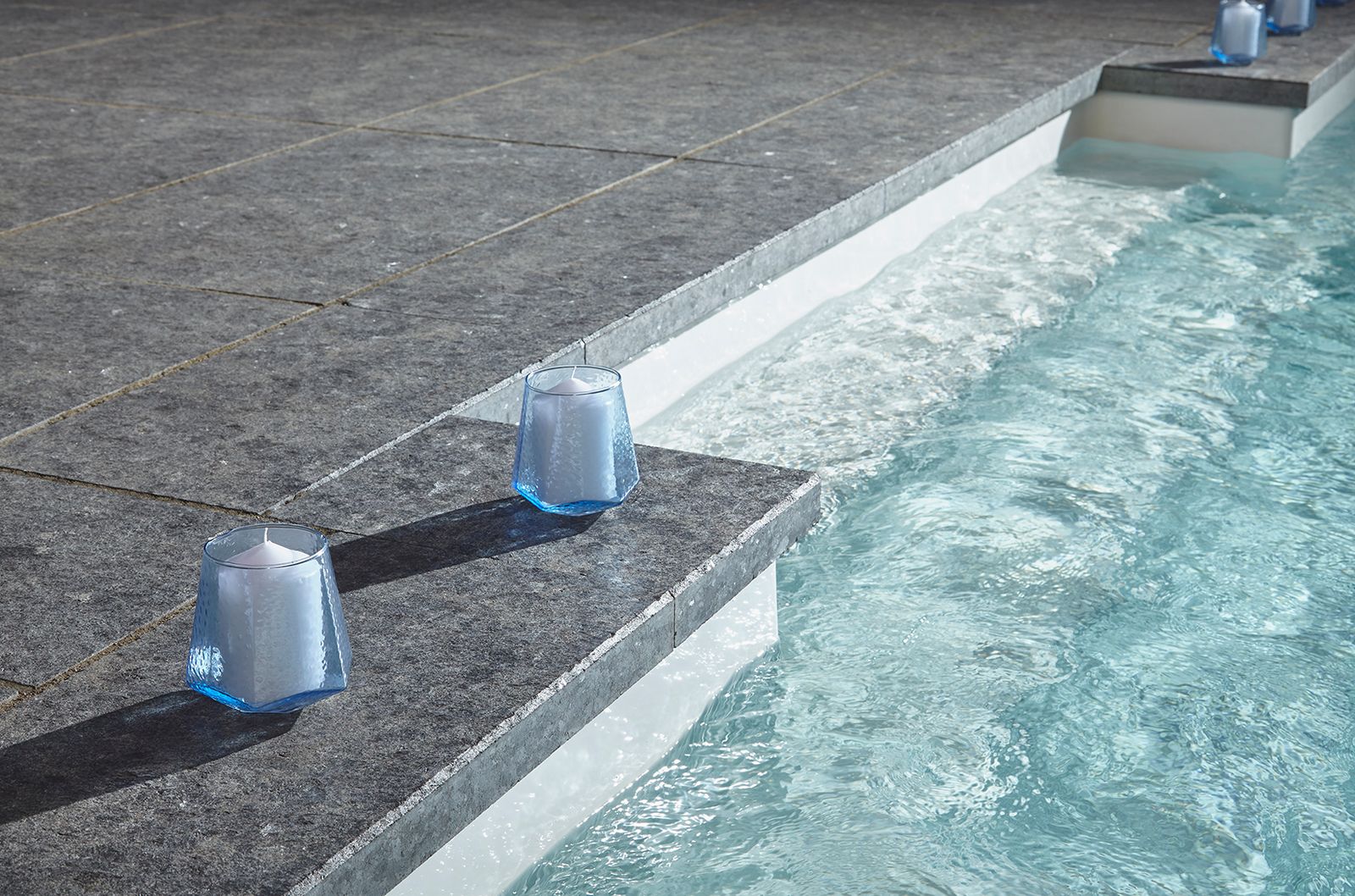 PRB Black Granite Thermalled Pool Coping