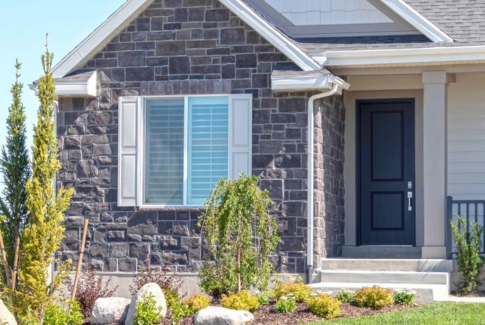 Midnight Ledgestone