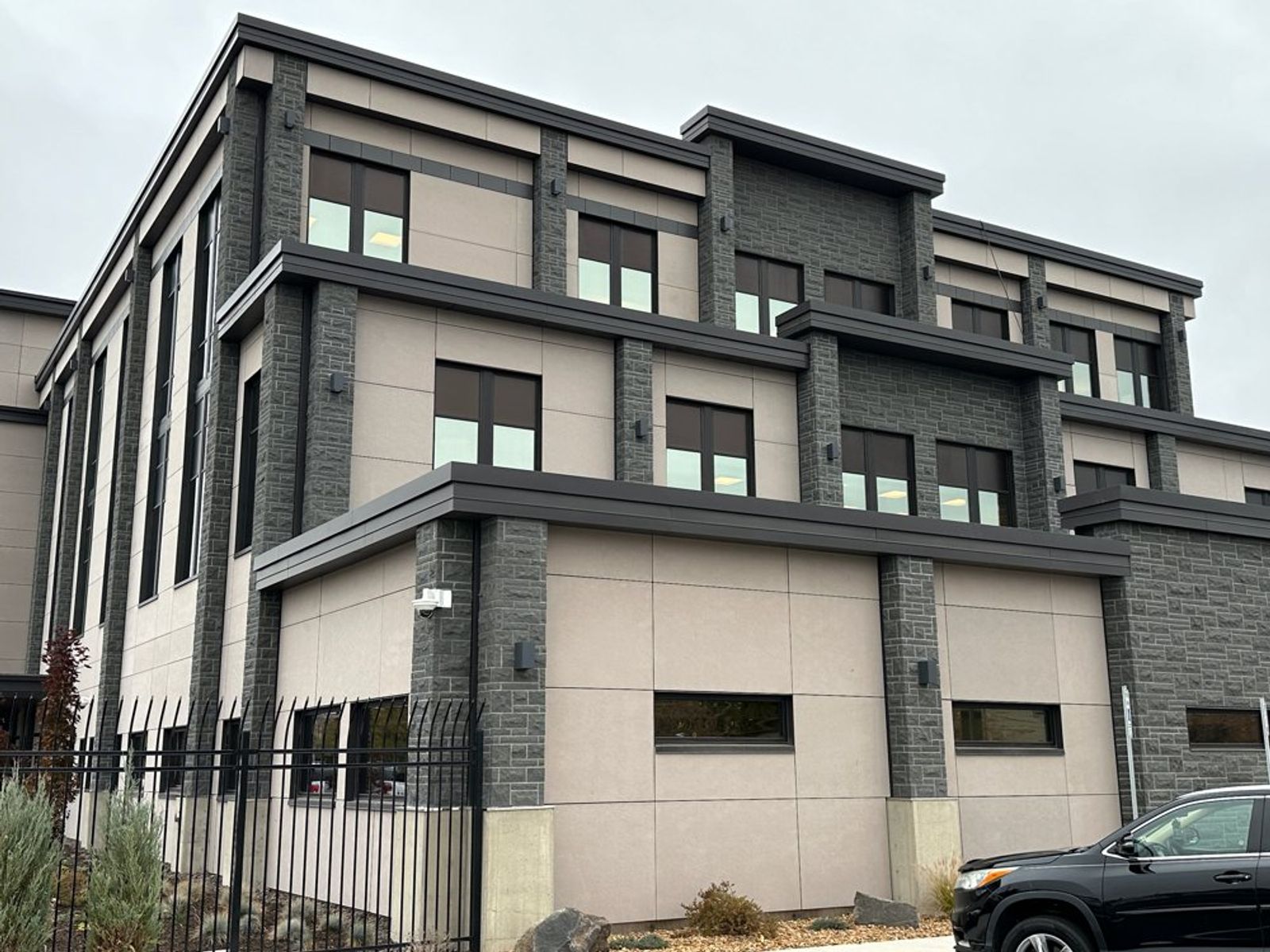 Project Spotlight - PRB Black Basalt Ashlar