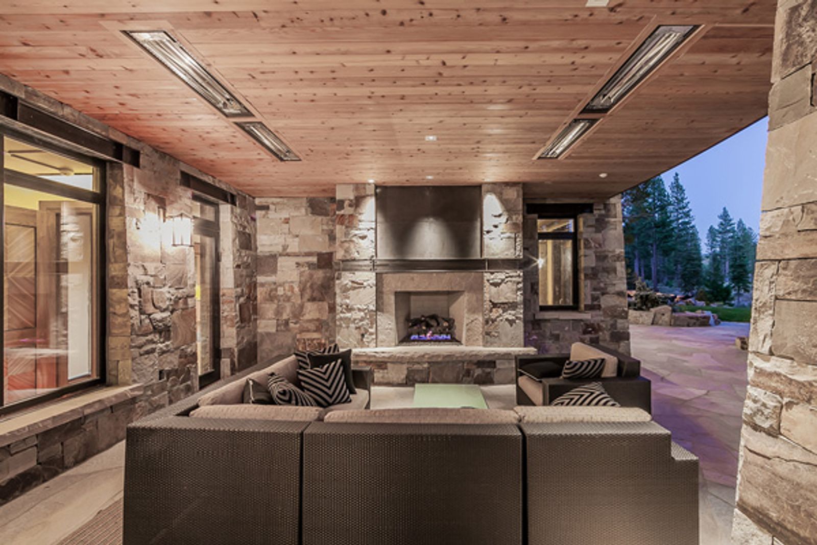 Mountain Elegance with Castle Peak®!