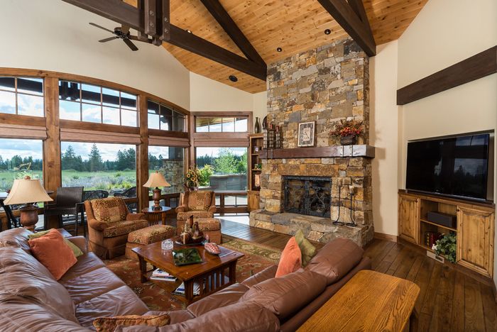 Tetherow Resort Home Living Room