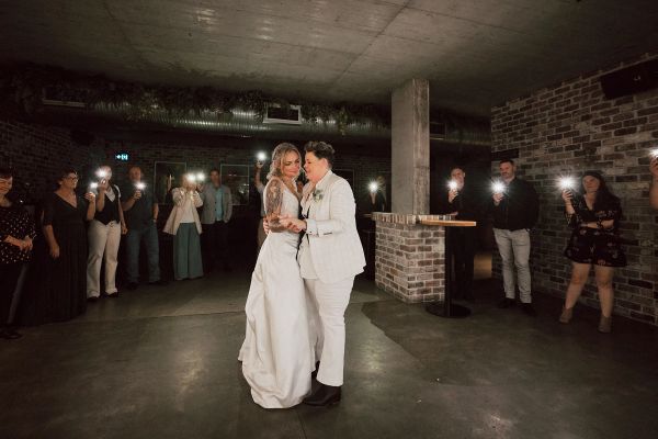 Mandy & Selina — image 23