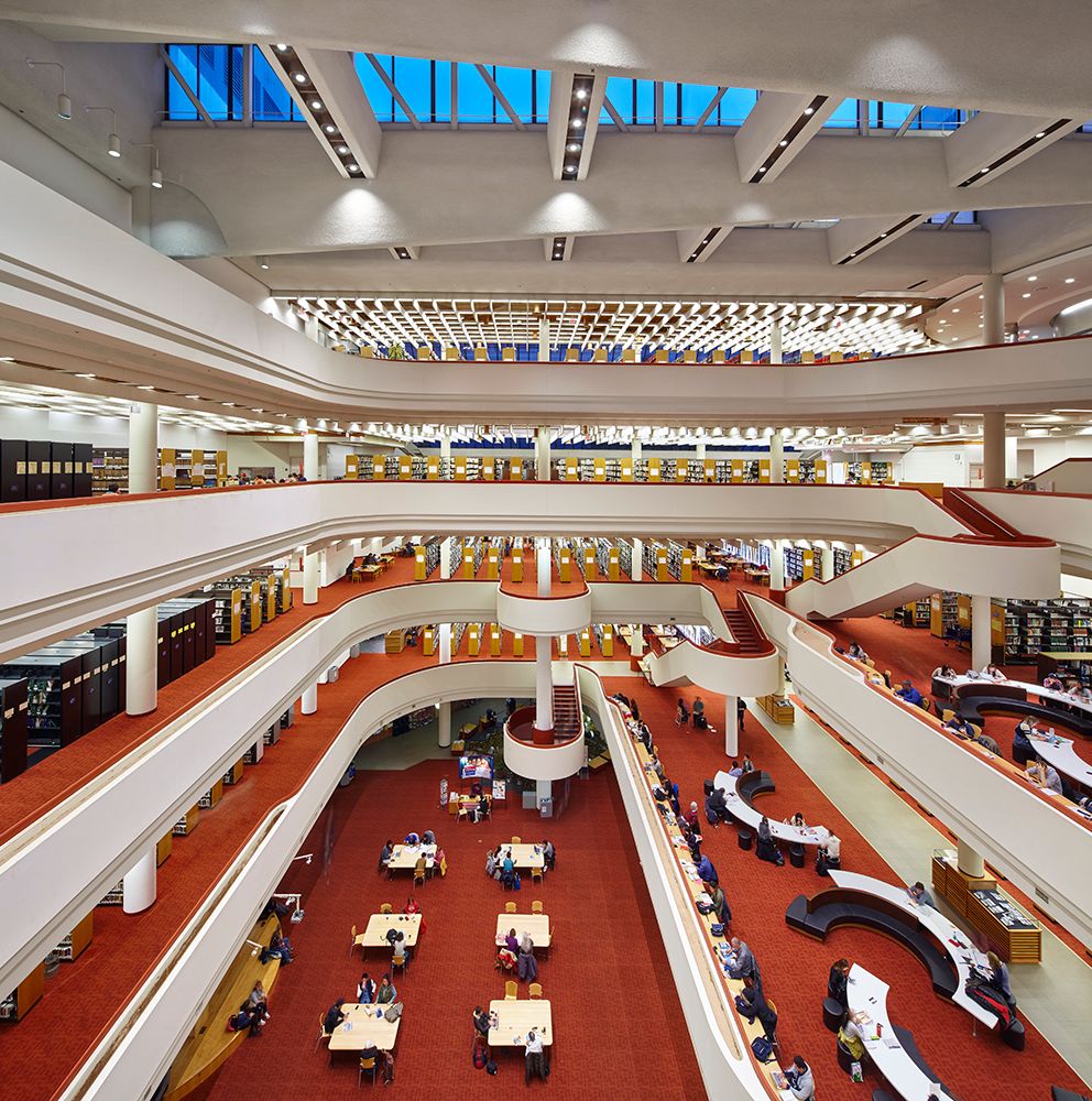 Toronto Reference Library, Interior