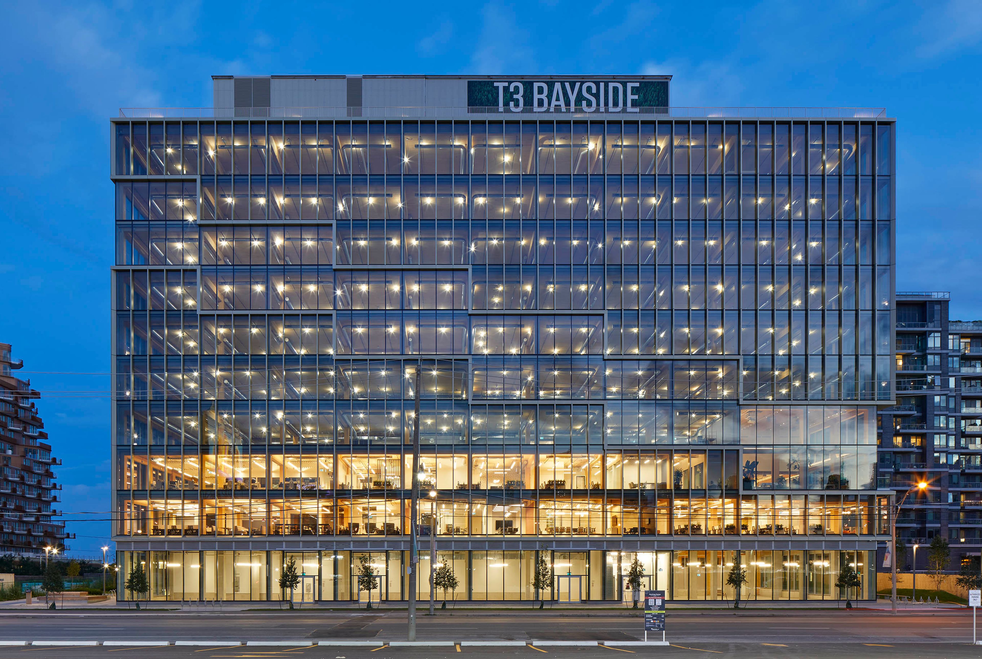 T3 Bayside, Exterior