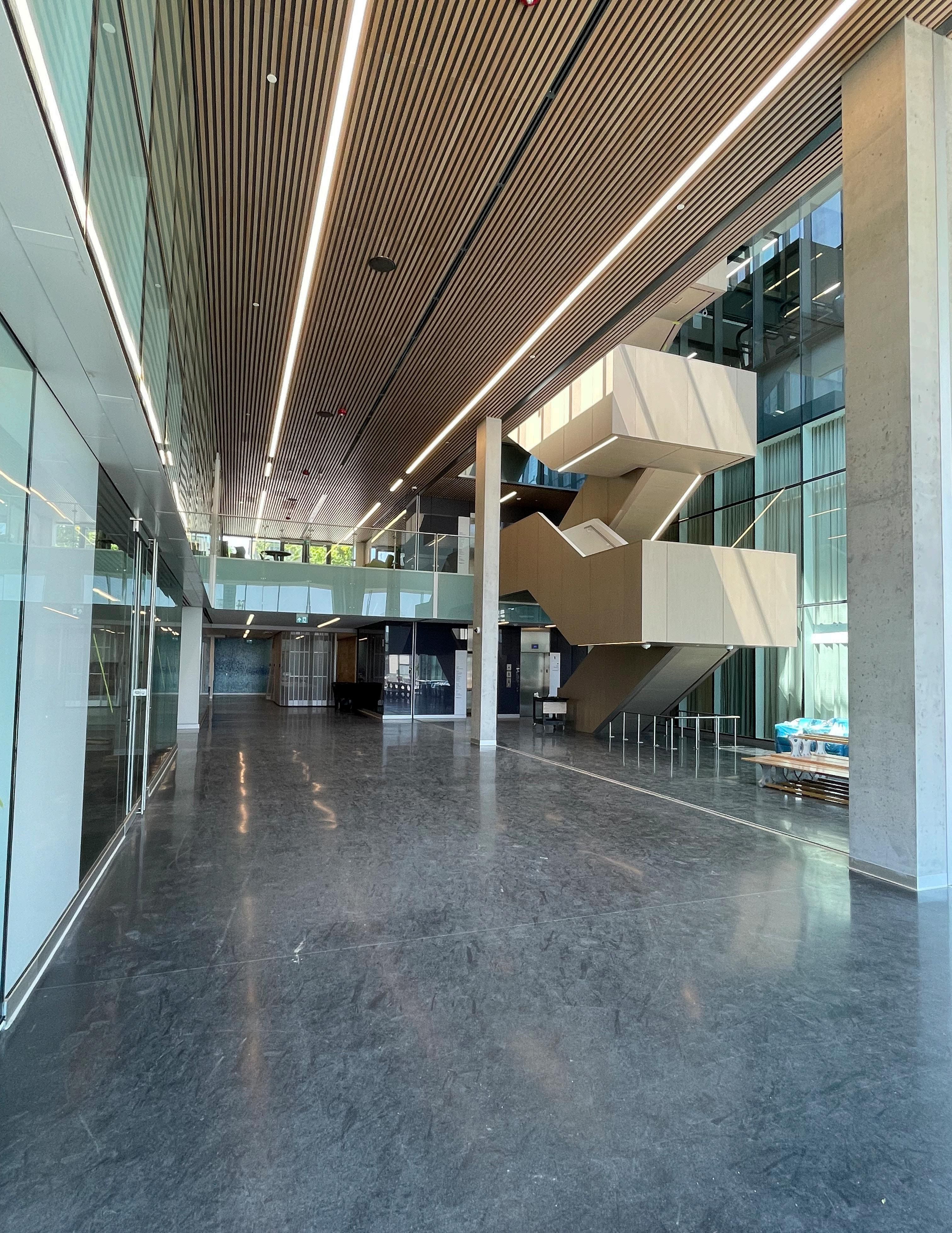 Bus Elite Mage June2023 pg44