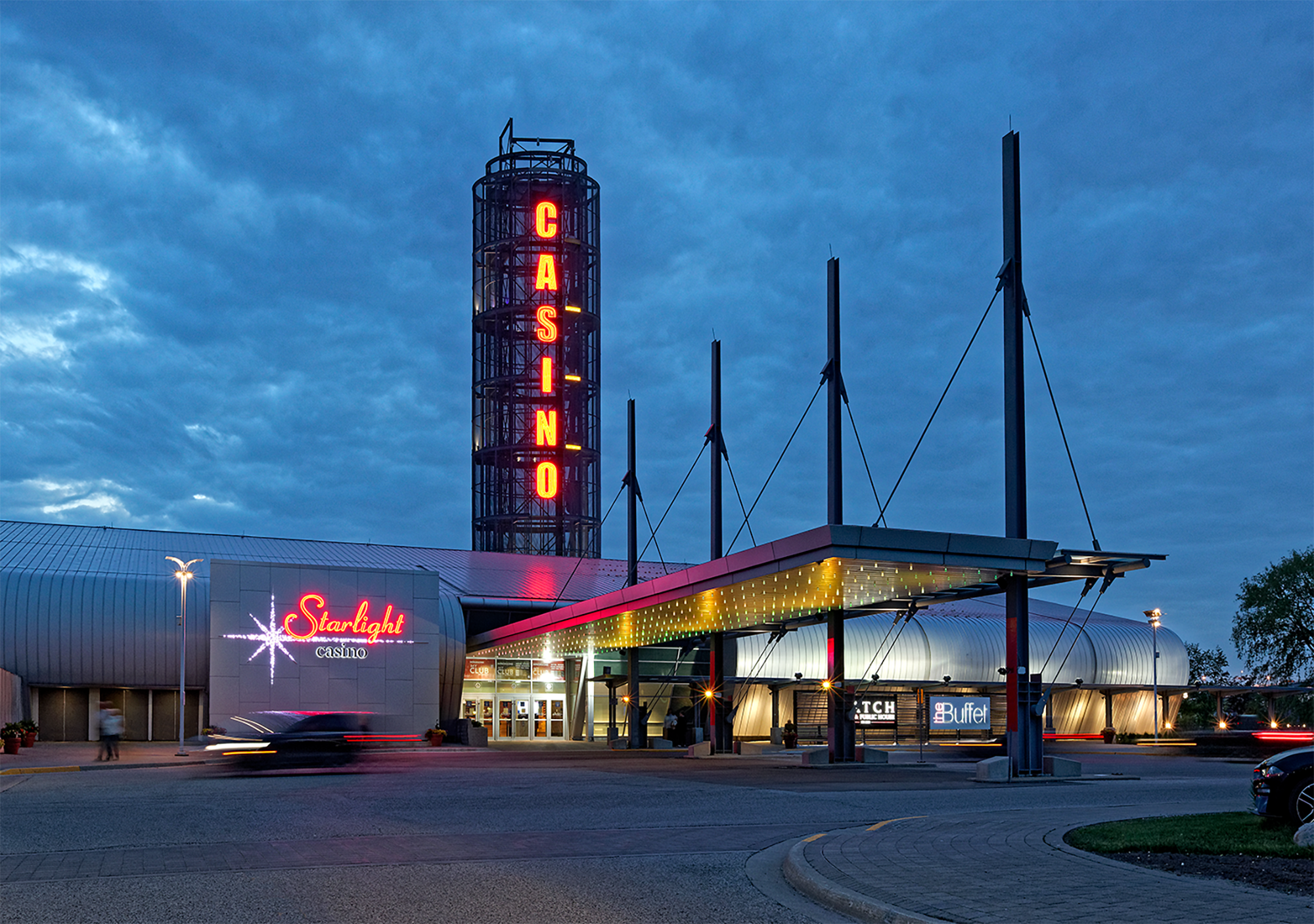 01-mackaywong_GtwyStarlightPE-Exterior_PhotographerDavidWhittaker_MedRes