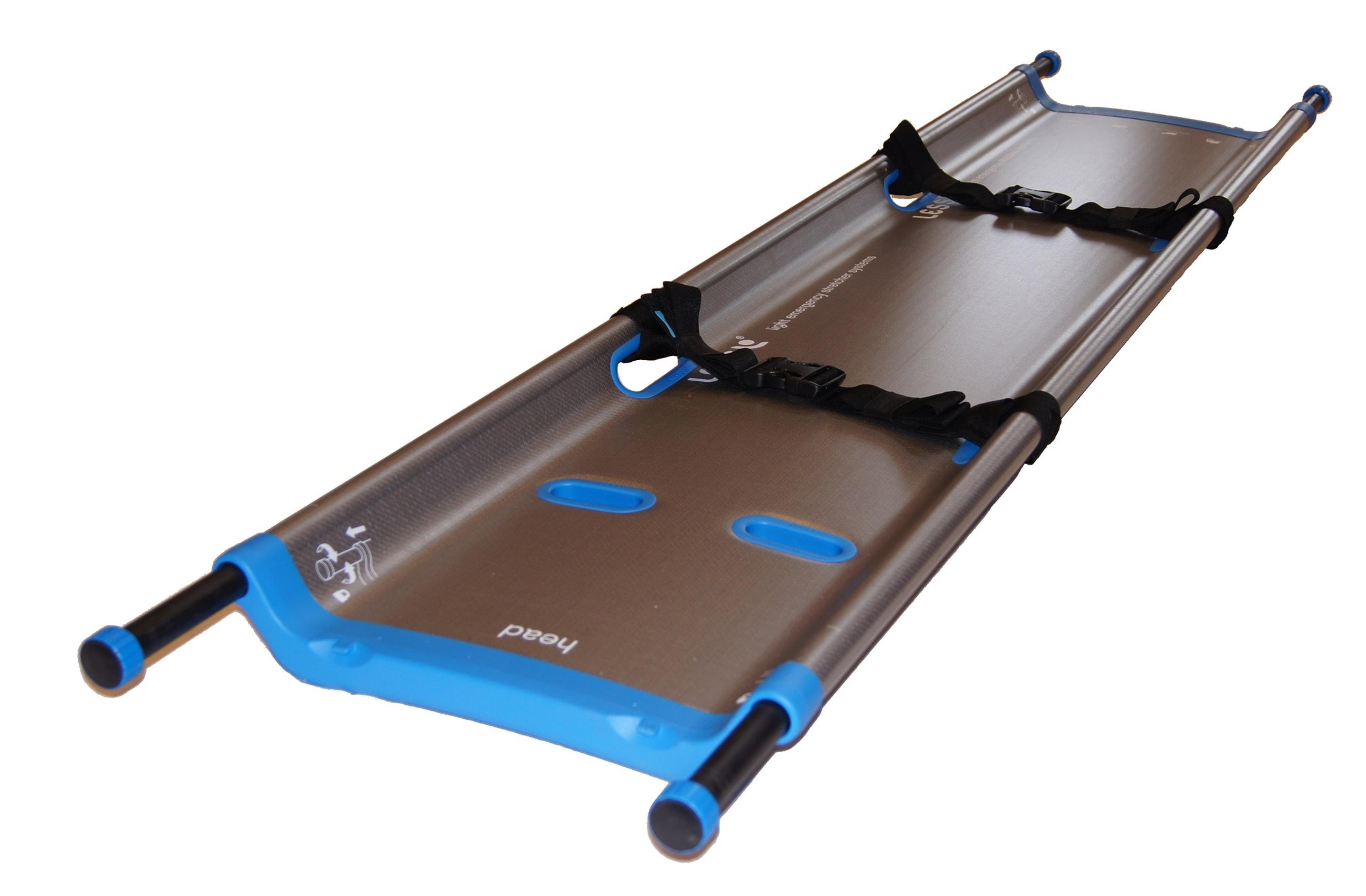 LESS Stretcher with retractable handles