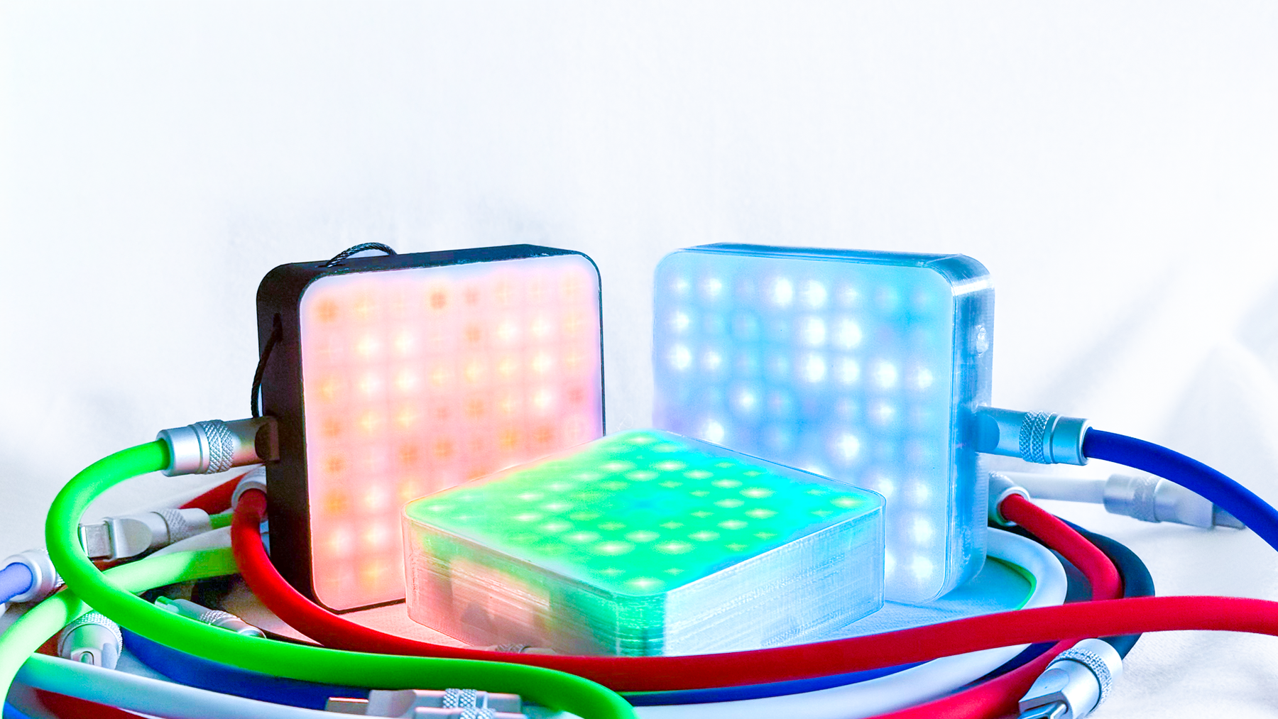 LEDS-GO 8, Visual Computation Device — detail view by Jake Tan (JXKE)