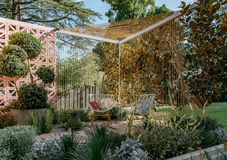 MIFG garden landscape design with pink breeze blocks Melbourne