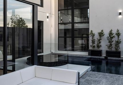 Landscape design architecture pool and spa in Keilor melbourne outdoor lounge furniture