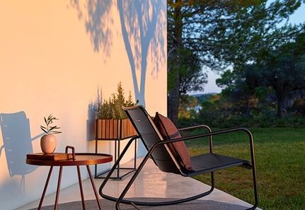 Modern outdoor rocking chair by WGU Design