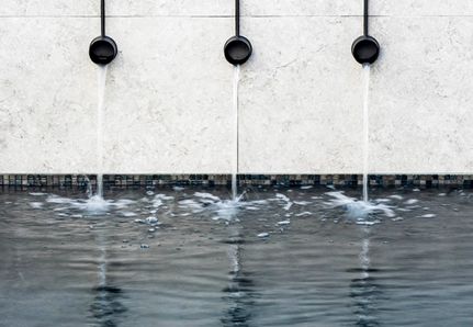 Landscape design architecture pool and spa in Keilor melbourne water spouts