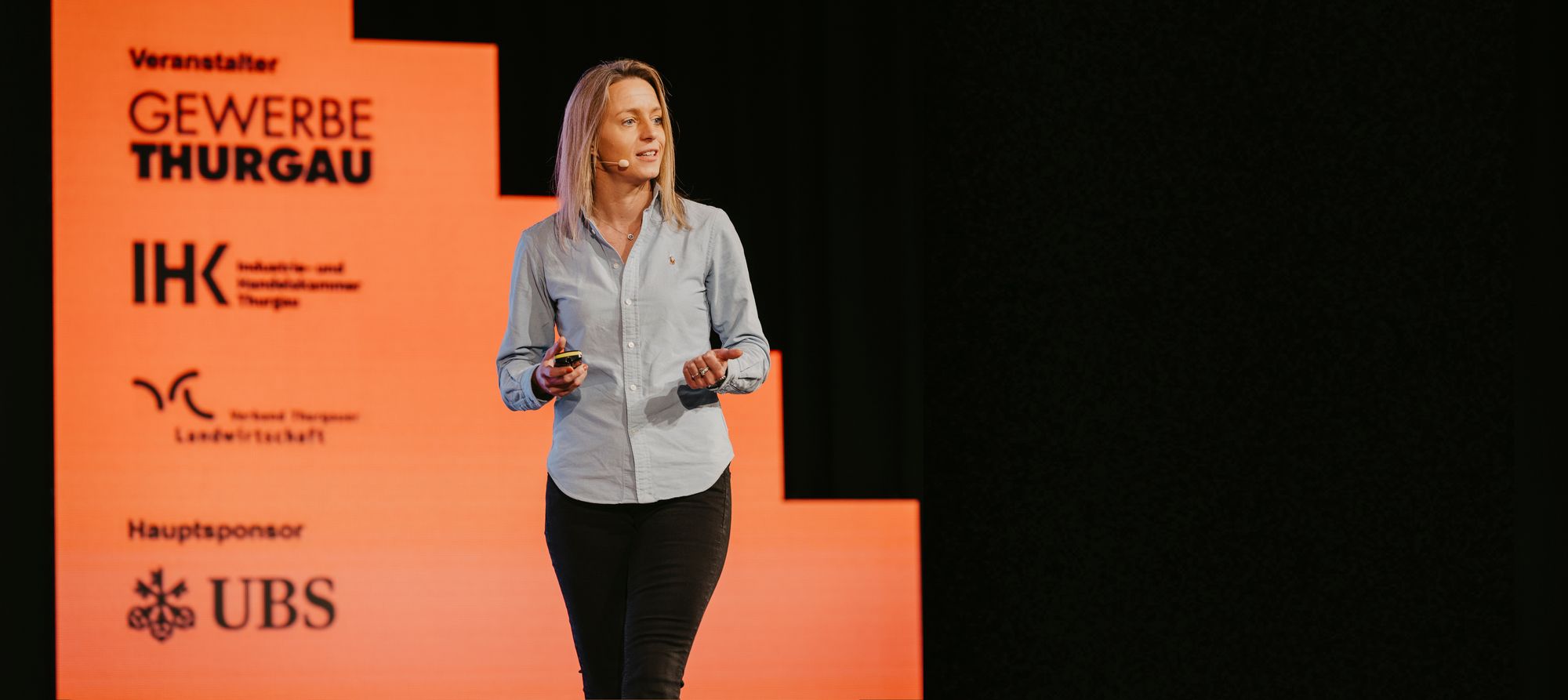 Afke Schouten speaking at the Gewerbe Thurgau event