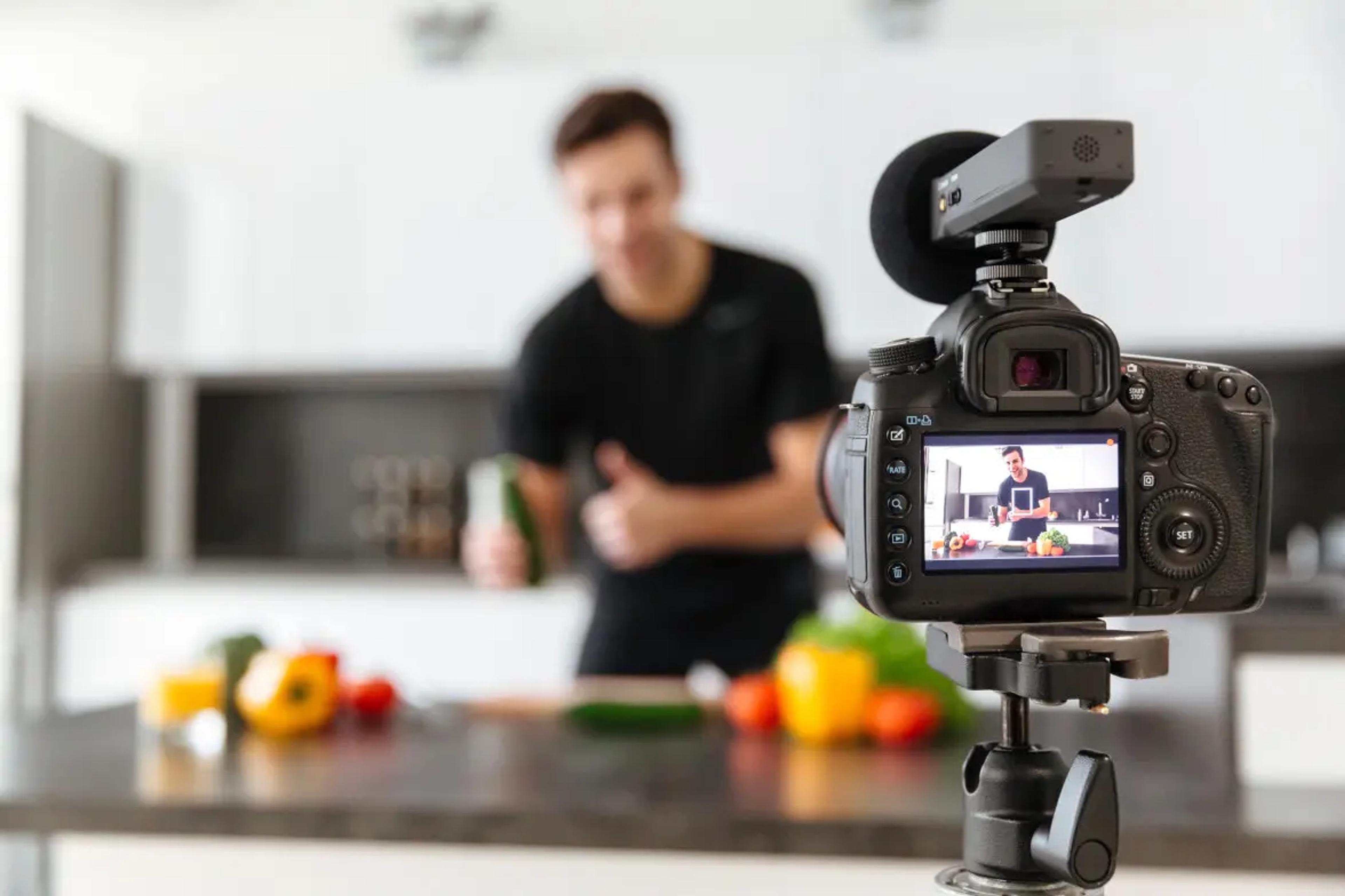 youtuber con camara