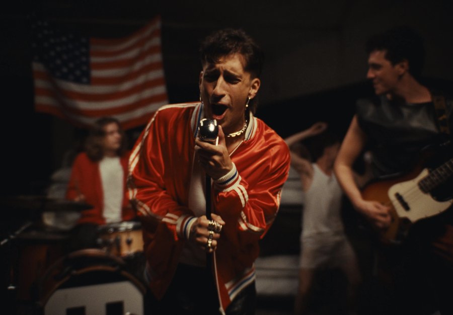 VIDEOCLIP - MEMPHIS - Simone Bernini_MASTER COLOR_DEF_MASTER OFFLINE X COLOR (2)