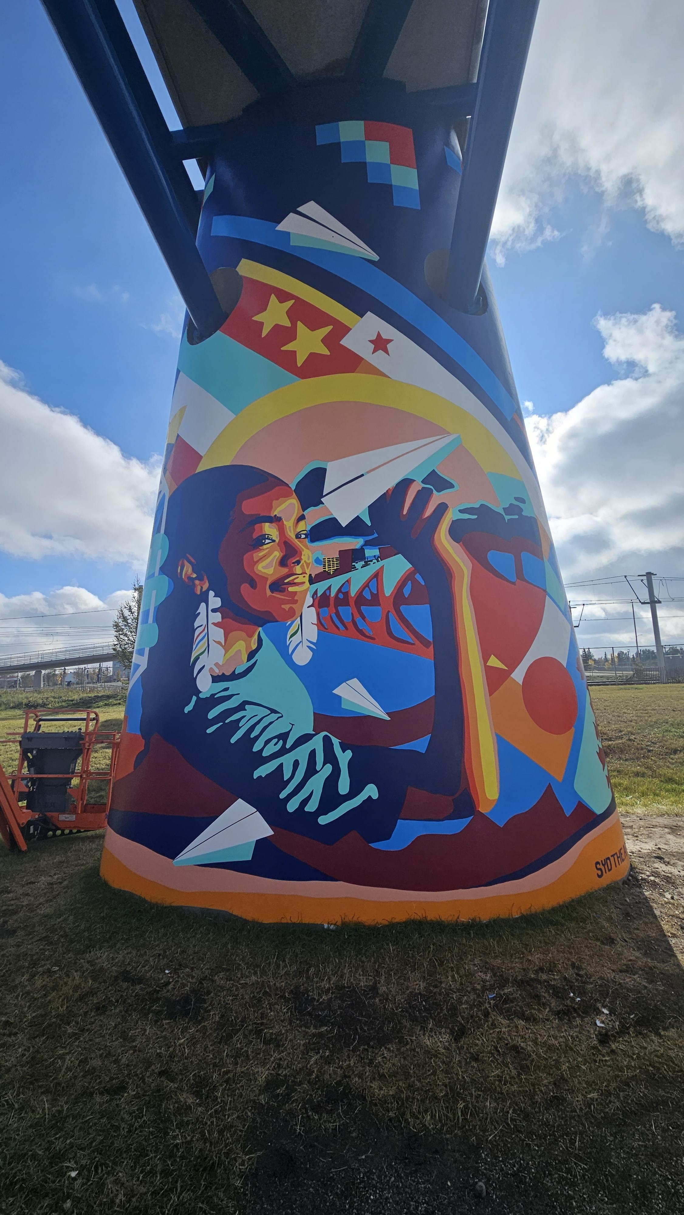 Mural: McKnight Westwinds LRT bridge