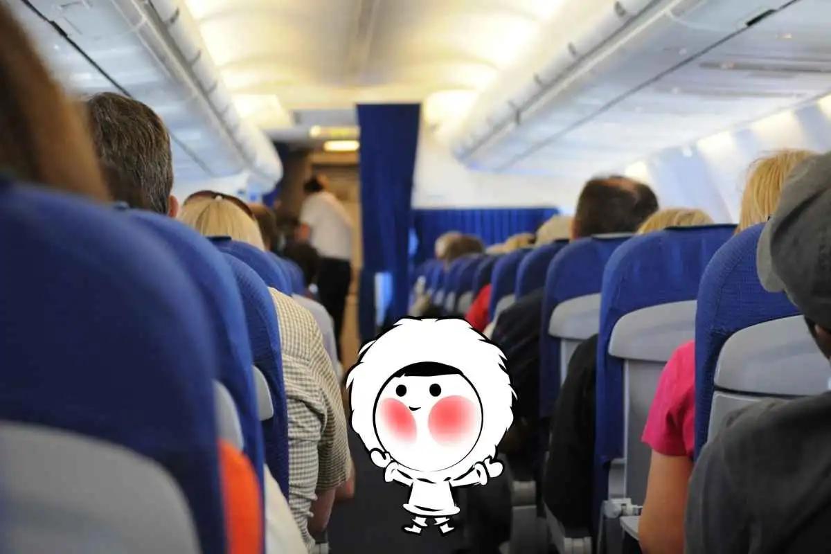 Why Airplane Cabins Feel Hot Before Takeoff