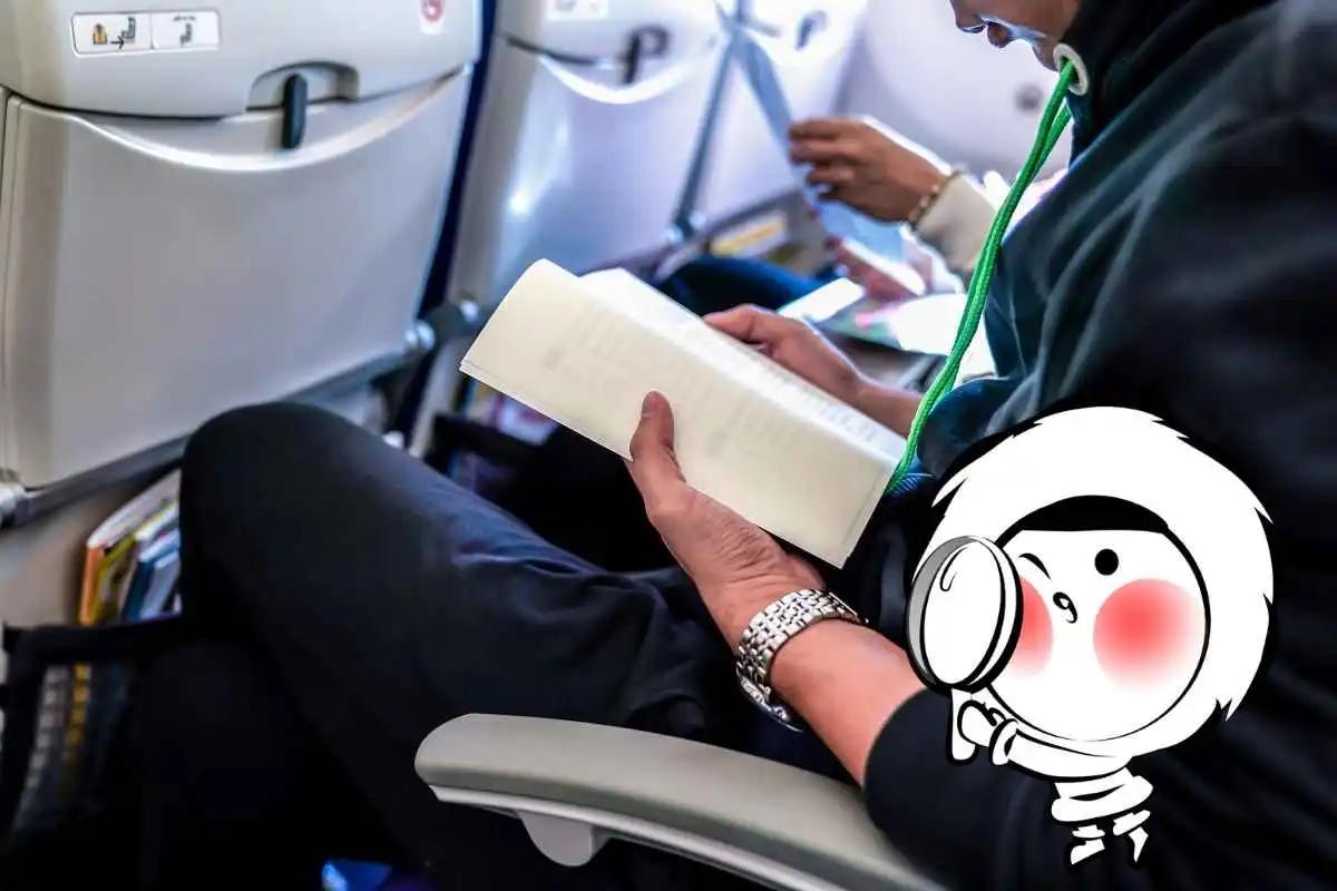Why Does Nobody Like the Middle Seat on an Airplane?