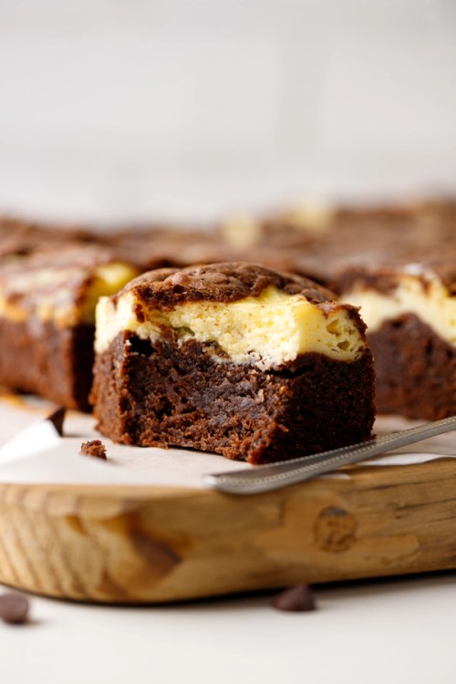 Cheesecake Brownies