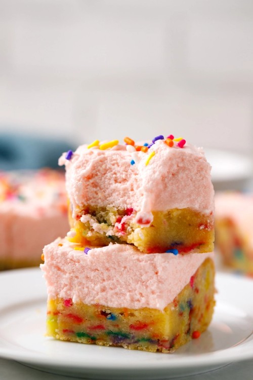 Frosted Sugar Cookie Bars