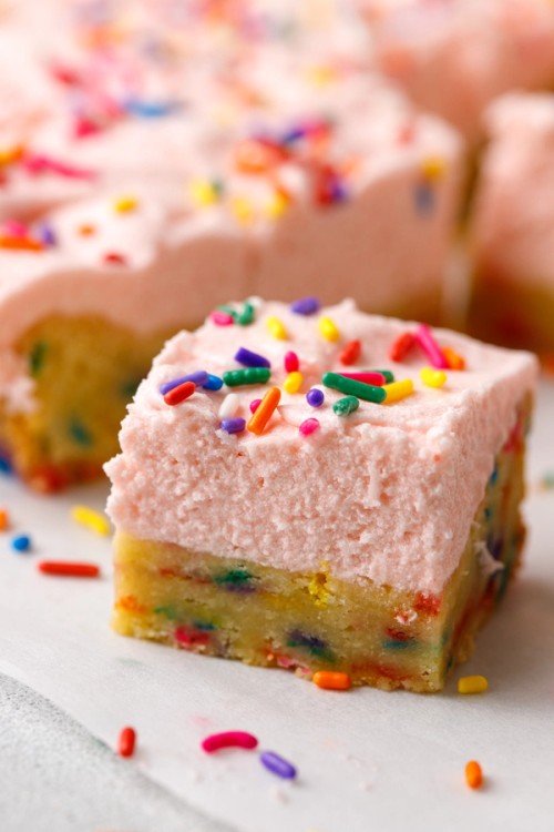 Frosted Sugar Cookie Bars