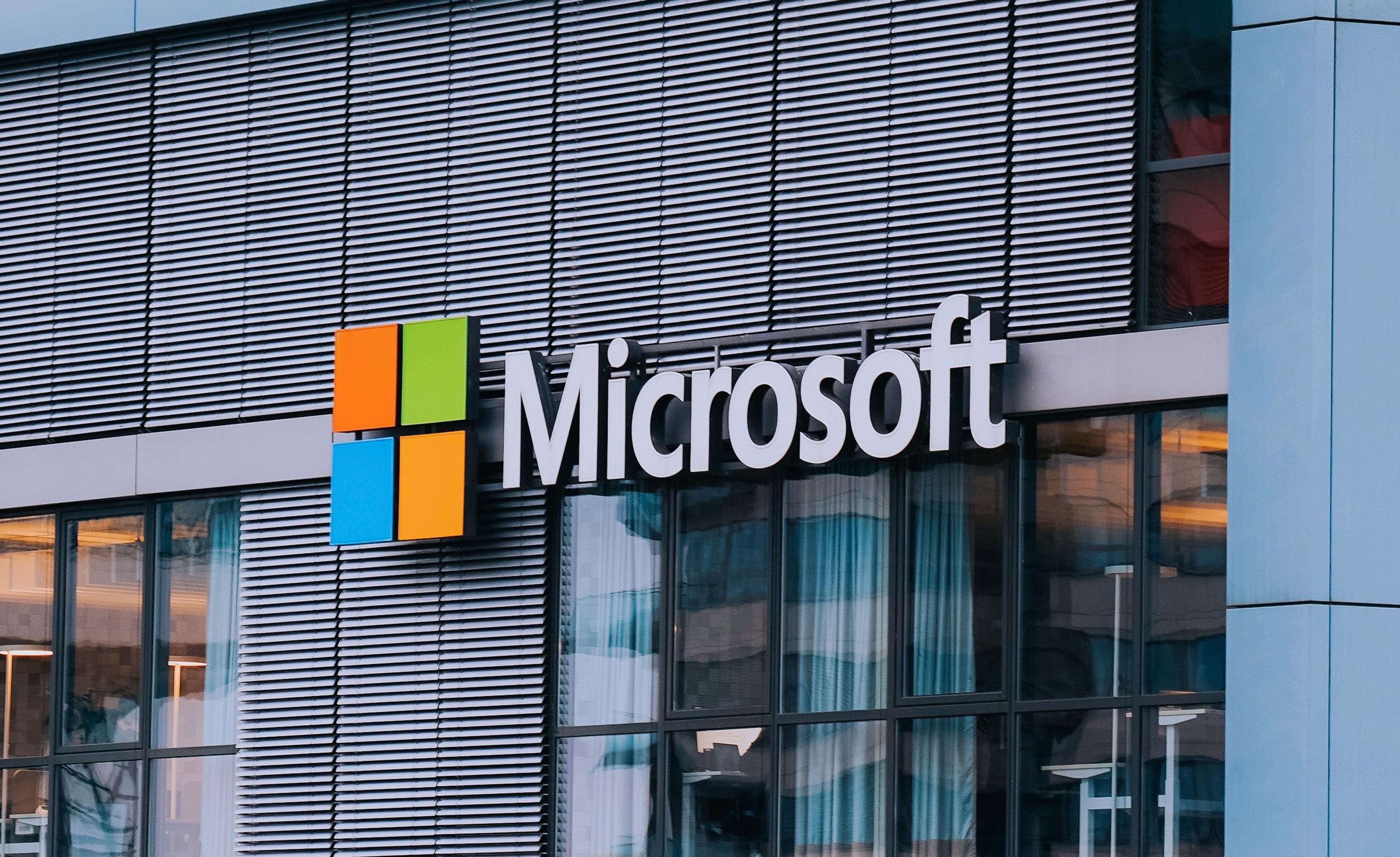 Microsoft AI Chief Predicts AI Will Automate Most White-Collar Work Within 18 Months