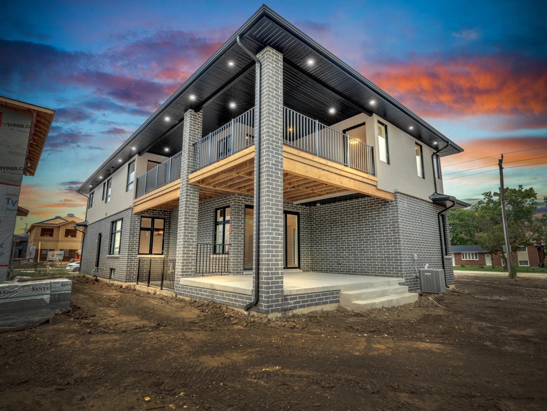 Frontline Builders — Windsor Home Renovations