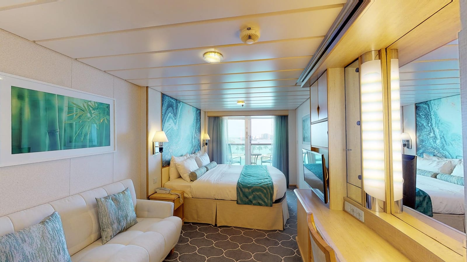 Navigator of the Seas - Ocean View Balcony