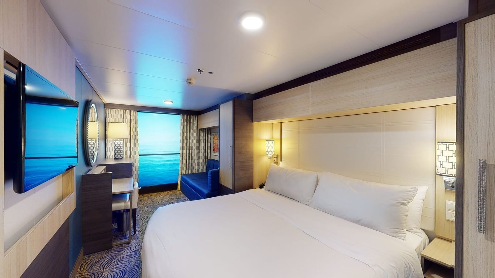 Quantum of the Seas - Interior Virtual Balcony
