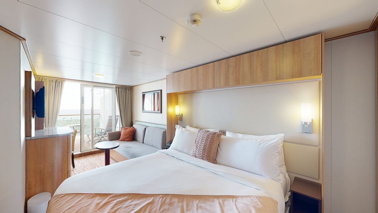 Aqua Sky Suite