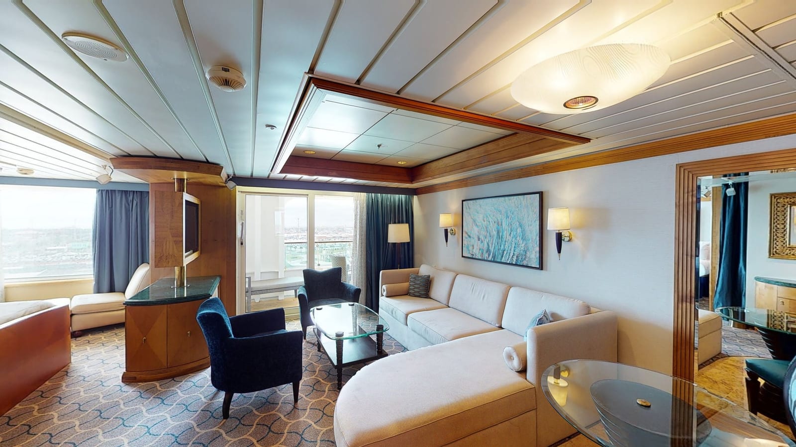 Adventure of the Seas - Owner's Suite 1 Bedroom