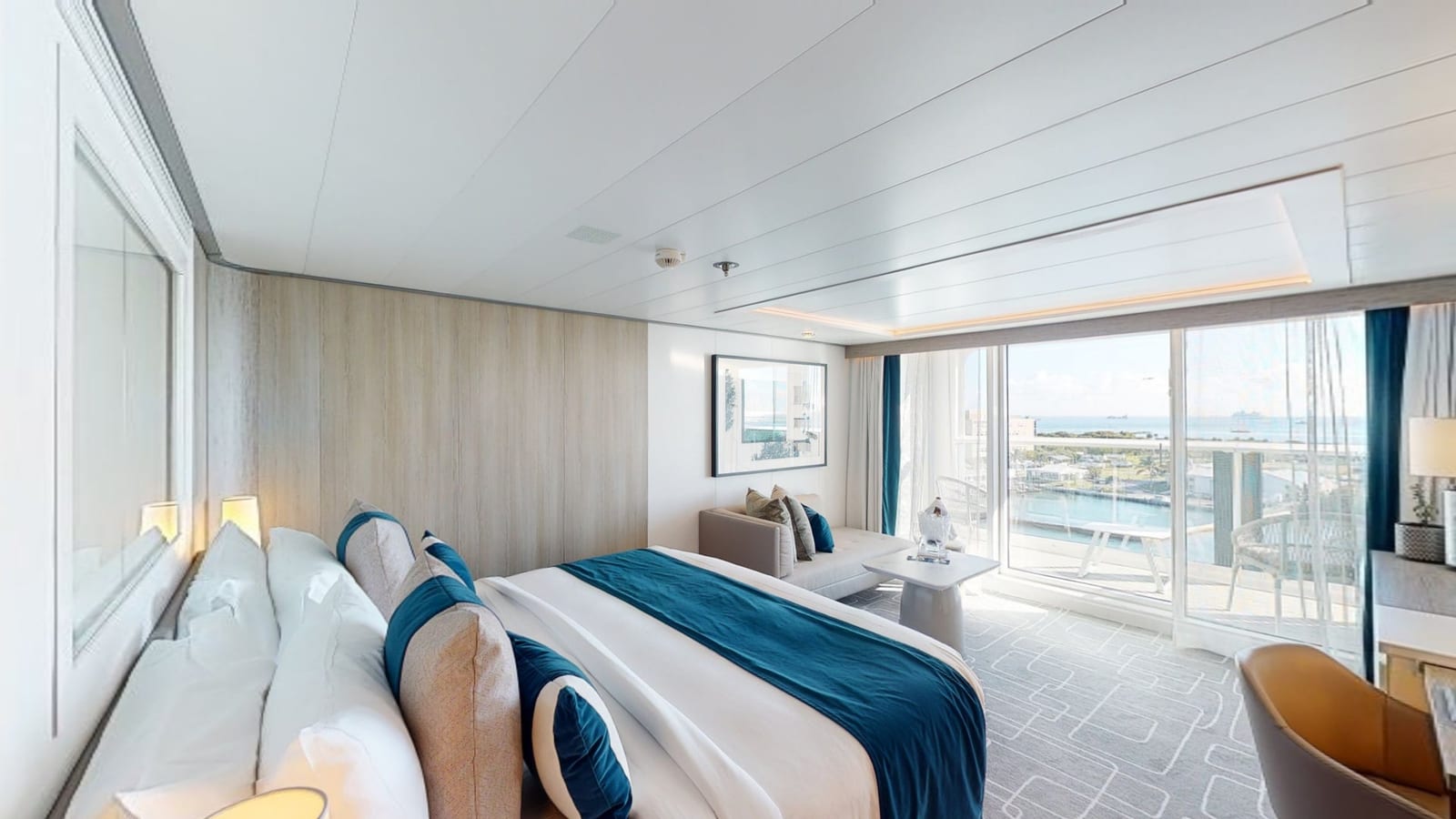 Aqua Sky Suite