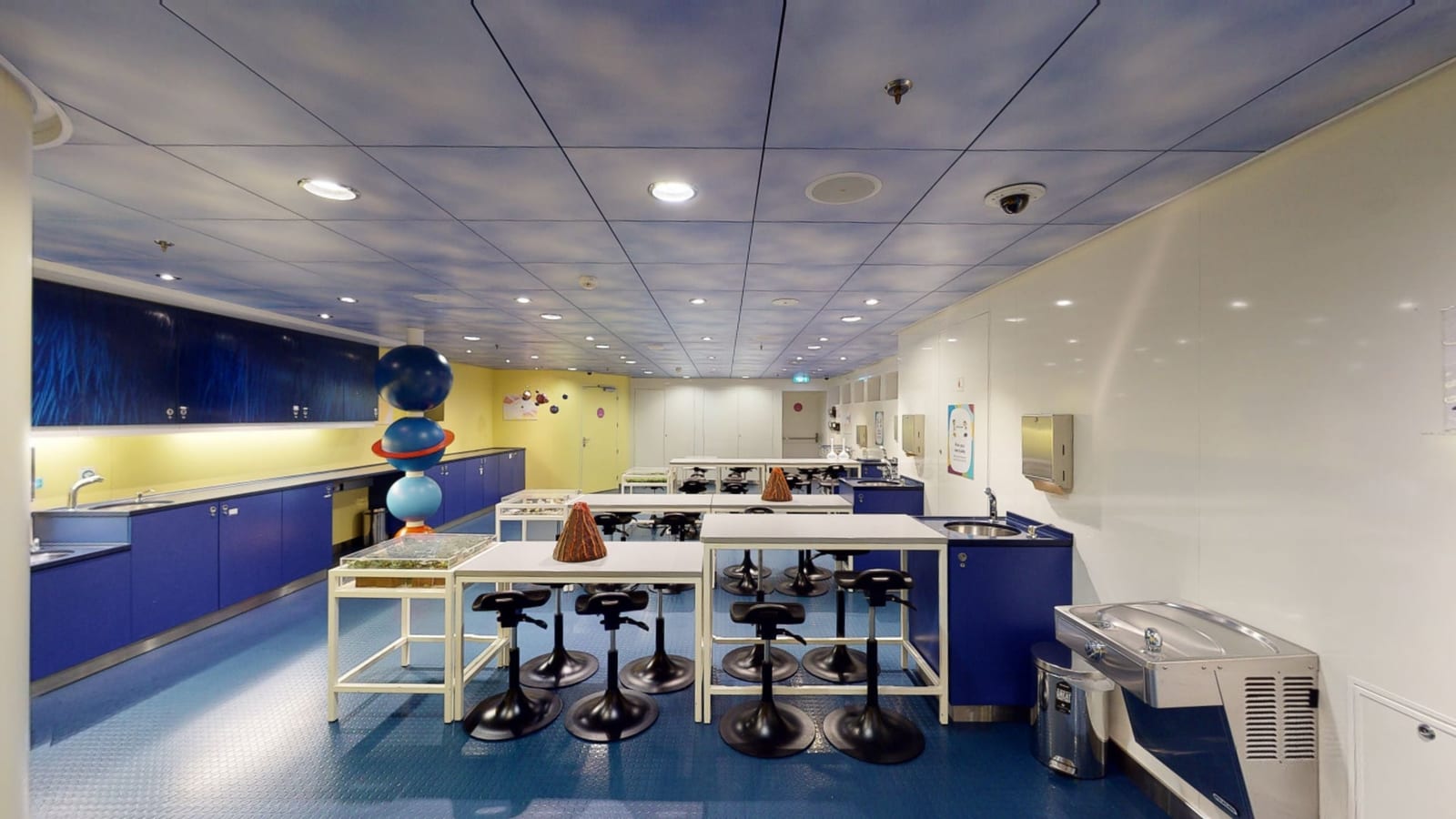 Harmony of the Seas - Adventure Ocean Adventure Science Virtual Tour
