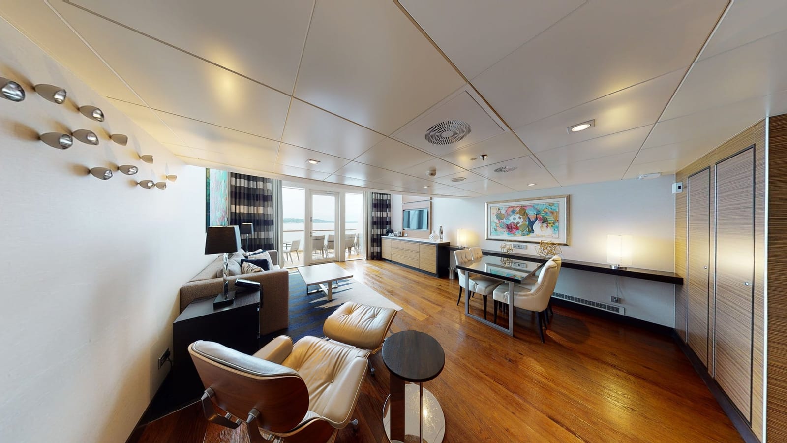 Ovation of the Seas - Grand Loft Suite