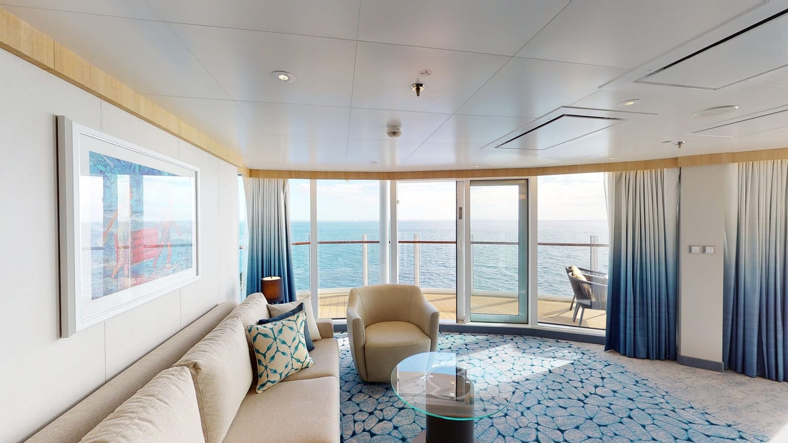 Wonder of the Seas - Spacious Aqua theater 1 Bedroom