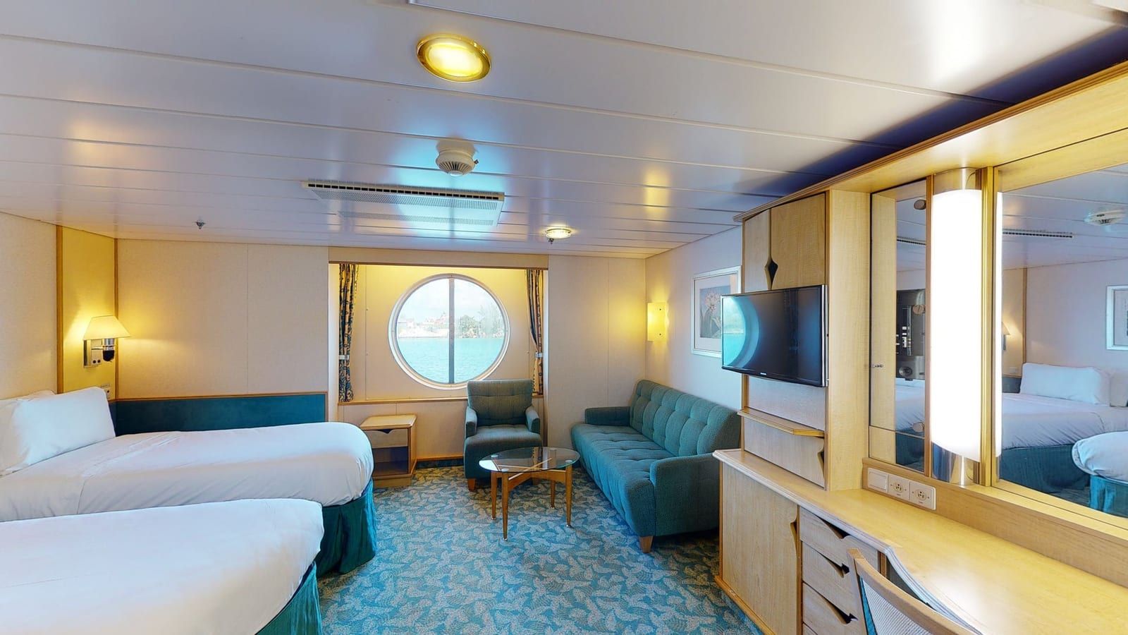 Mariner of the Seas - Ocean View Accessible Virtual Tour