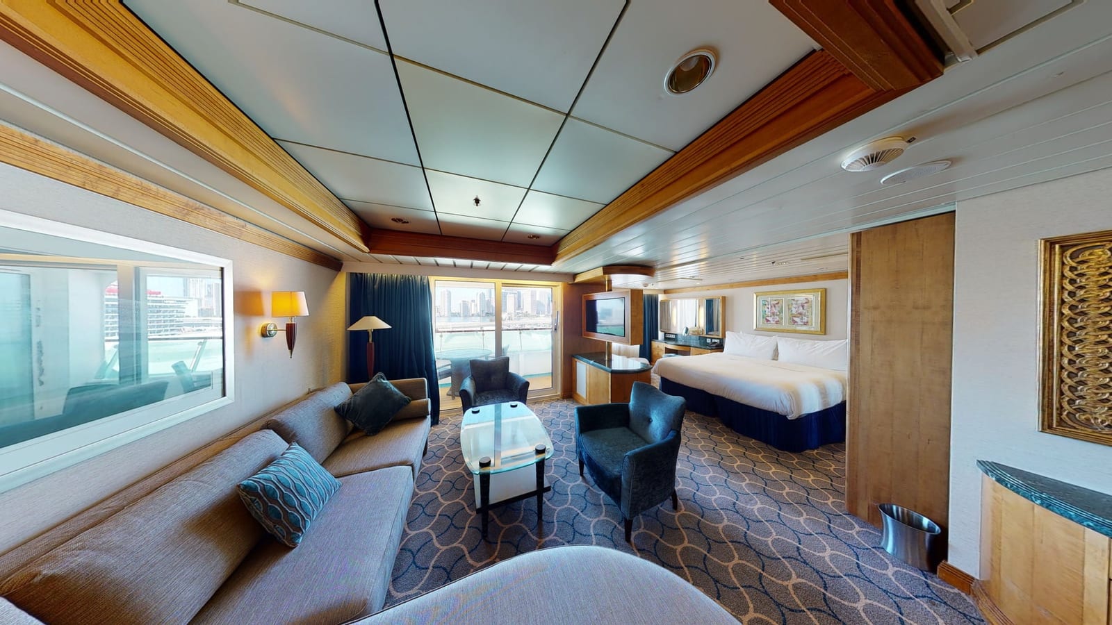 Explorer of the Seas - Owner's Suite - 1 Bedroom