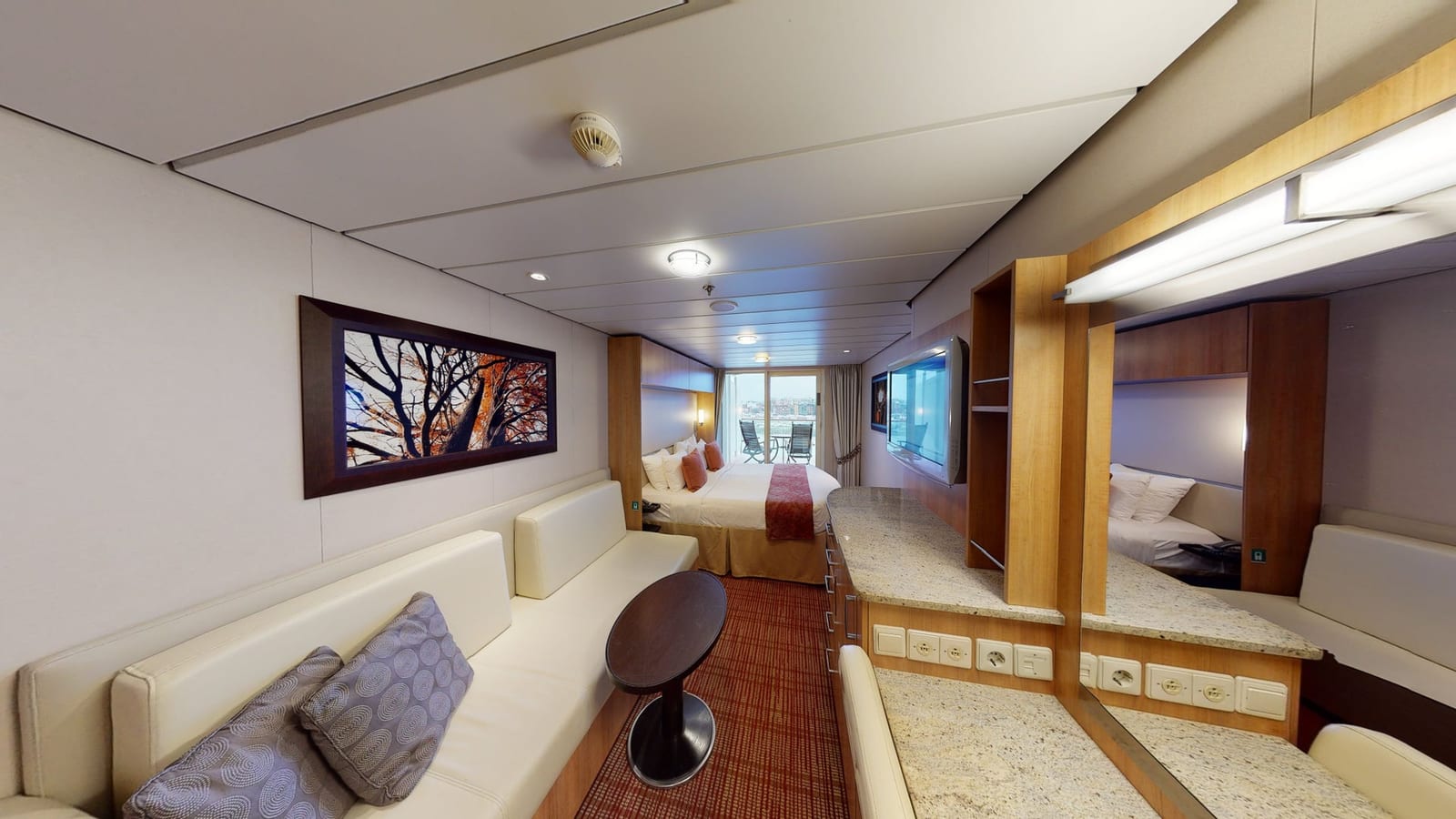 Deluxe Veranda Stateroom