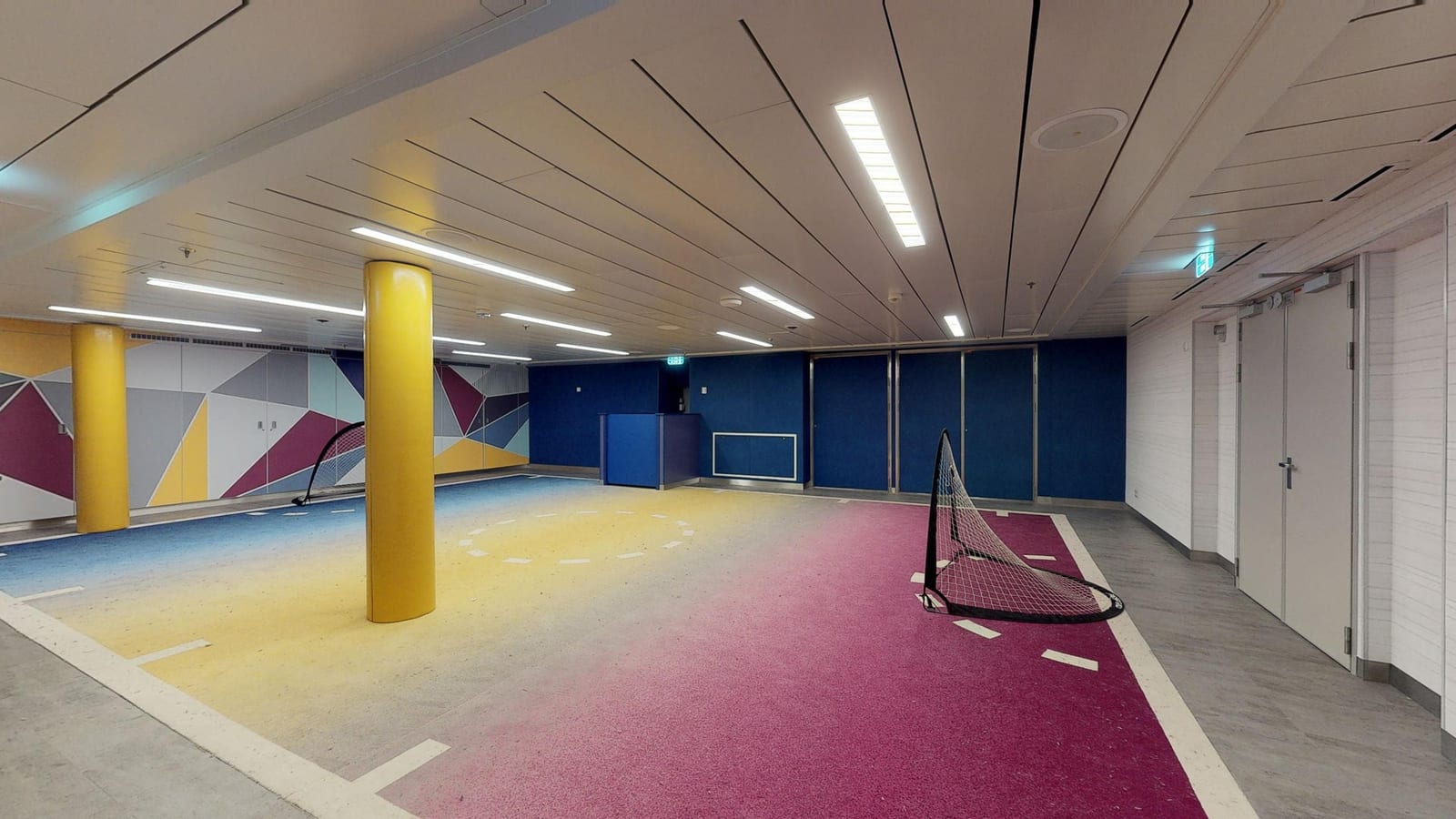 Oasis of the Seas Adventure Ocean Arena