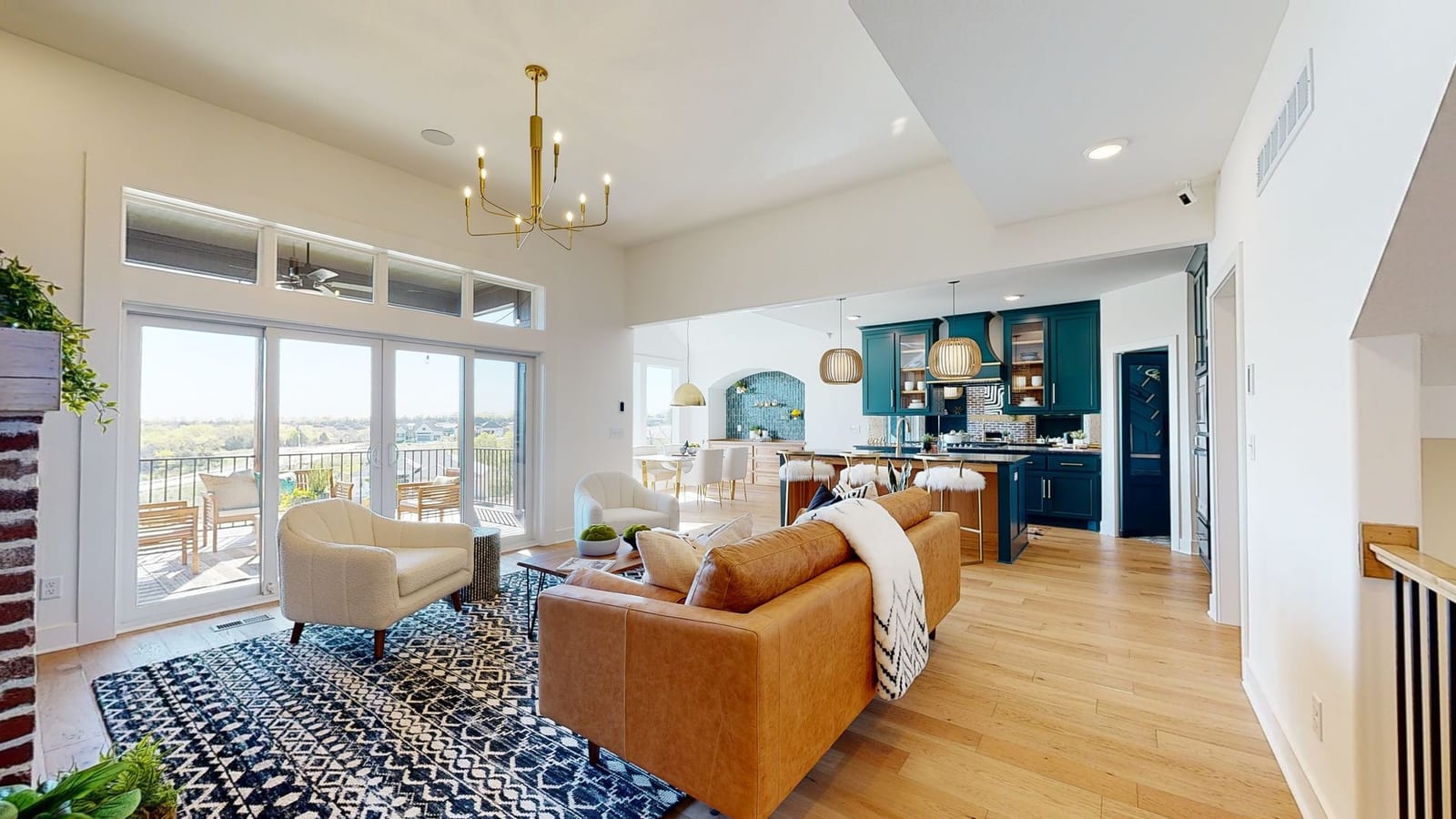 8007 Brockway, Lenexa, KS