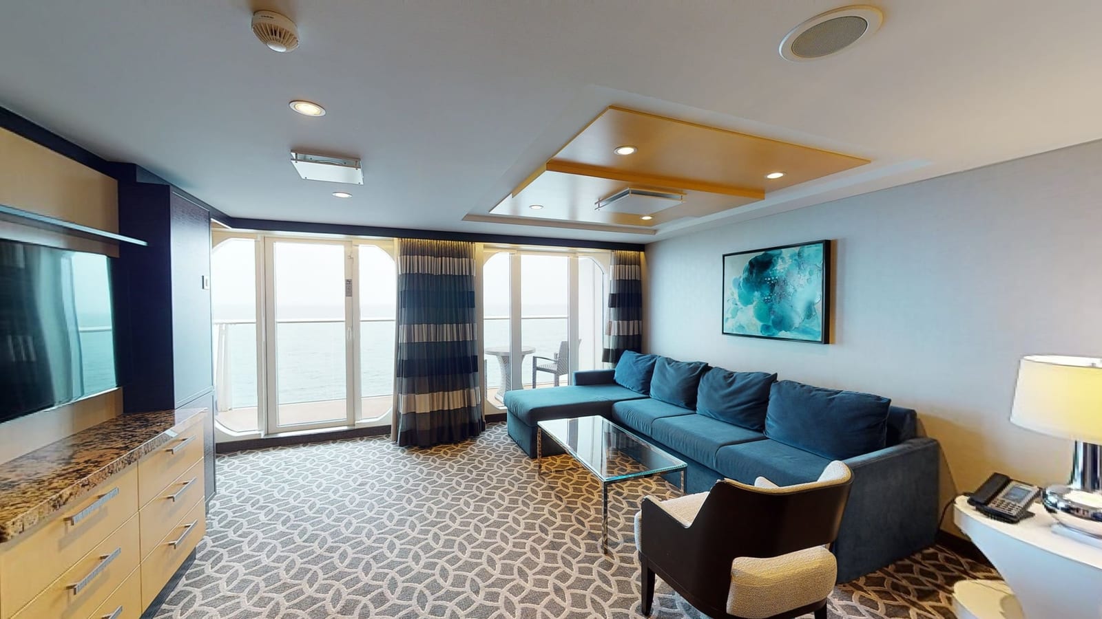 Ovation of the Seas - Owner's Suite - 1 Bedroom