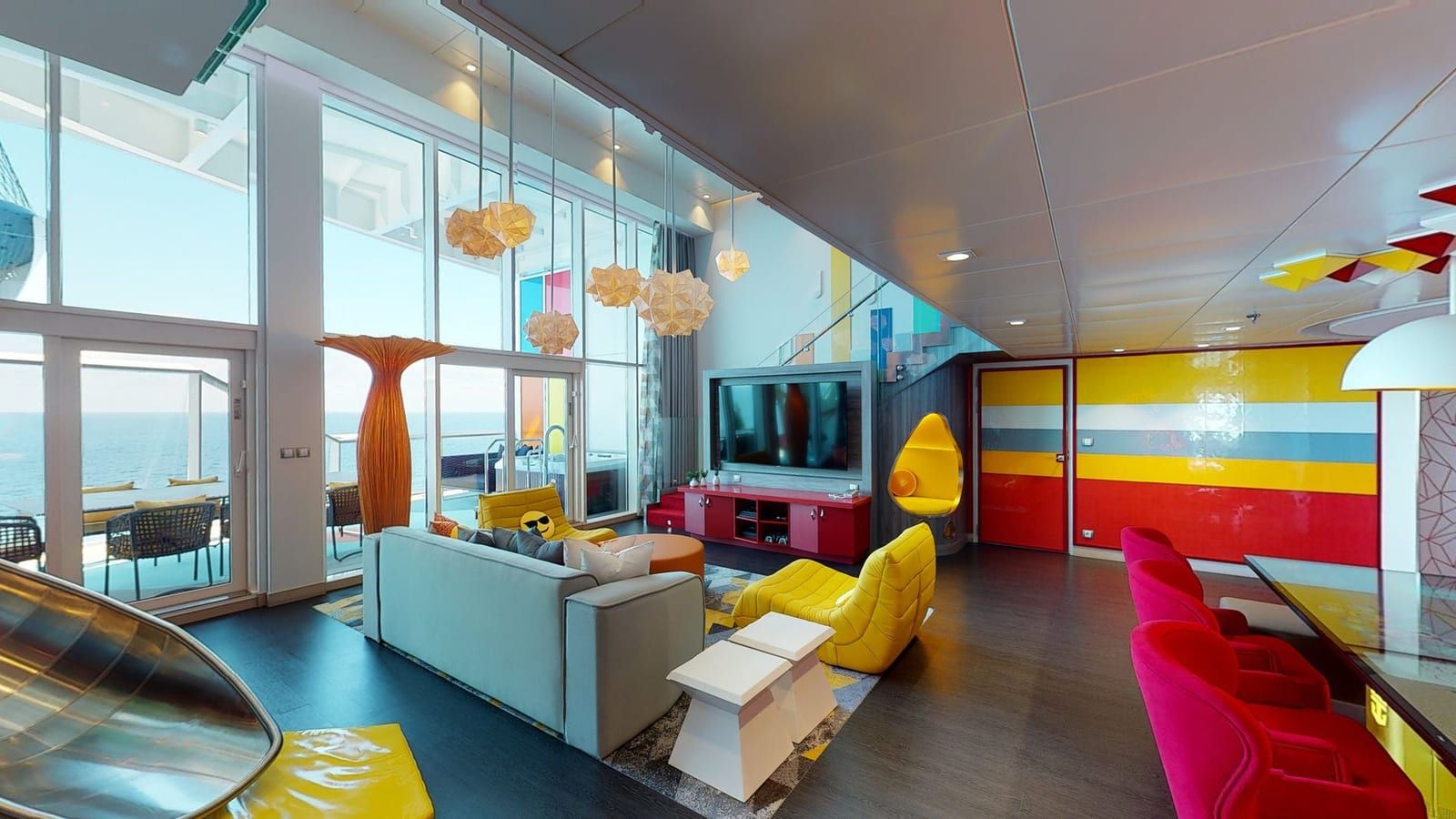 Wonder of the Seas - Ultimate Family Suite