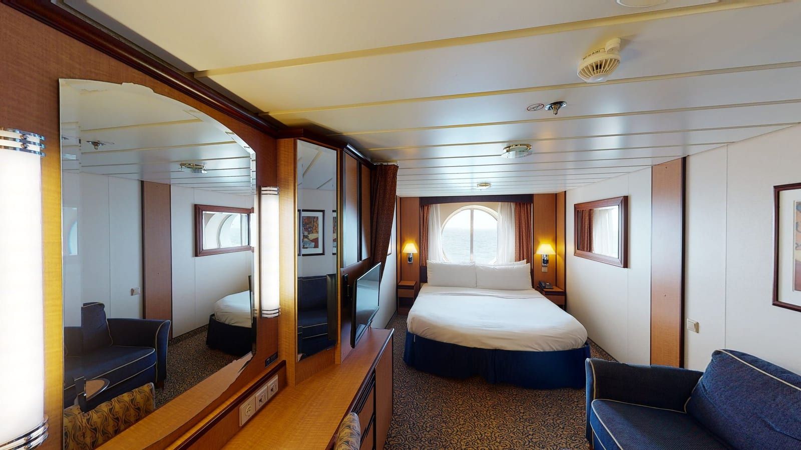 Serenade of the Seas - Spacious Ocean View