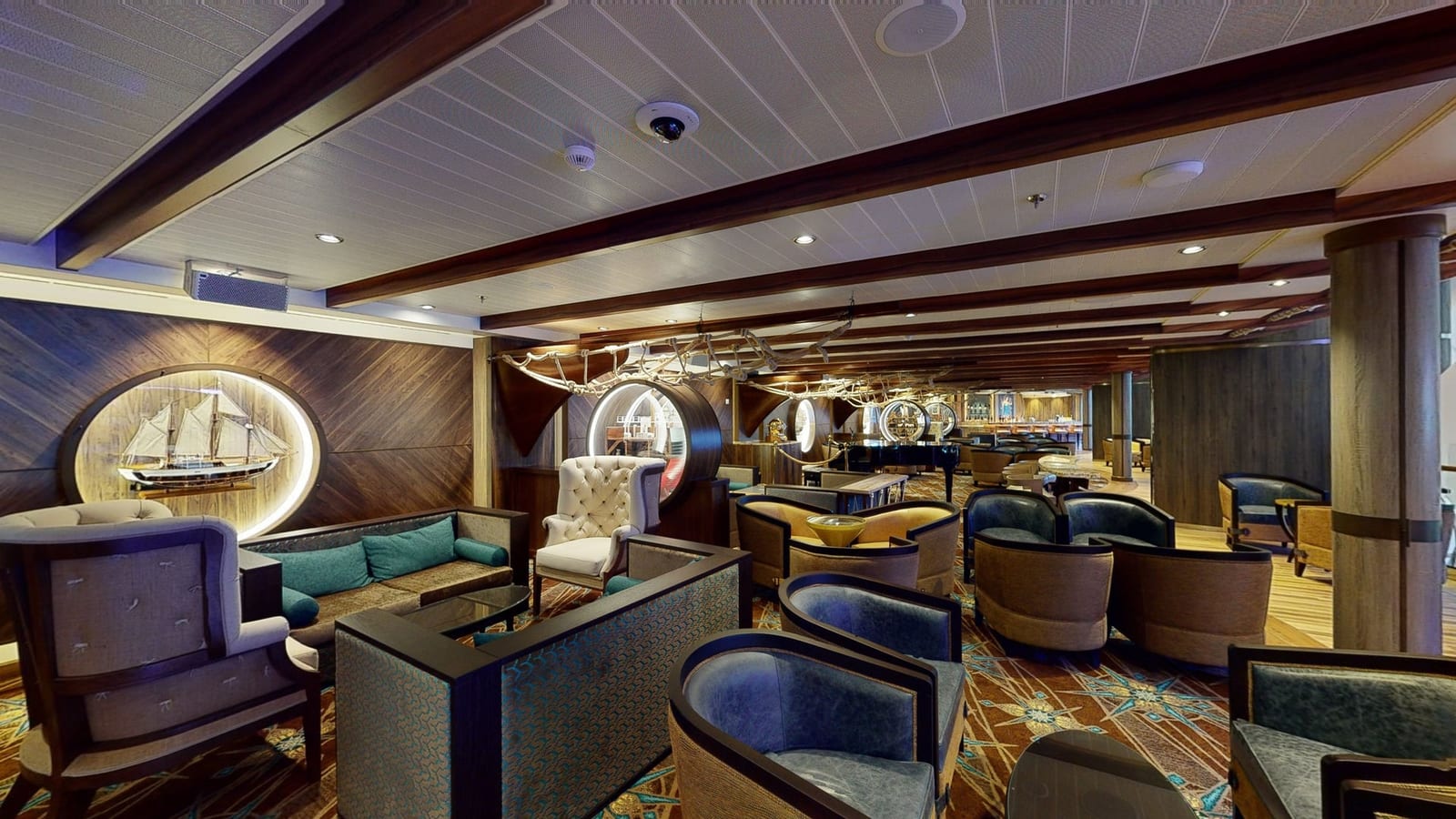 Wonder of the Seas - Schooner Bar