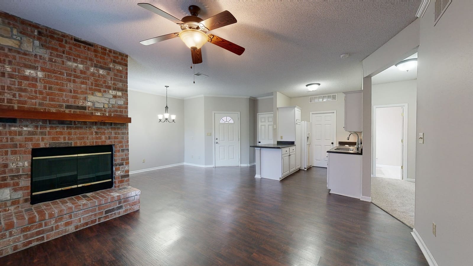 Savoy Apartments - One Bedroom