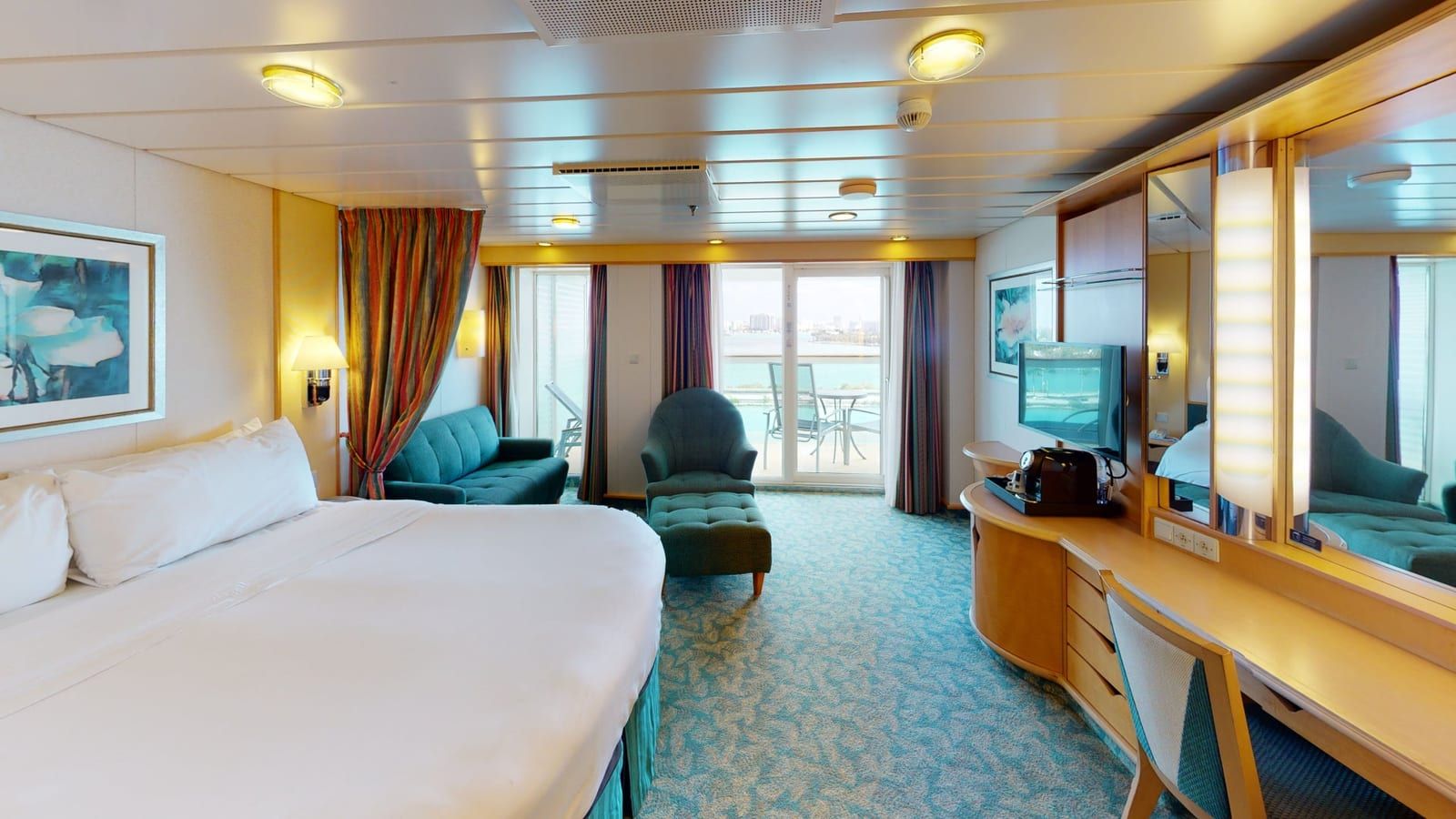 Freedom of the Seas - Junior Suite