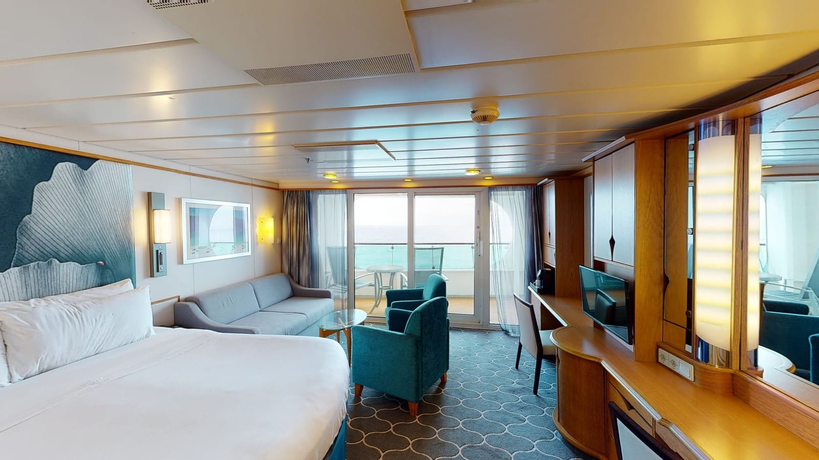 Adventure of the Seas - Junior Suite