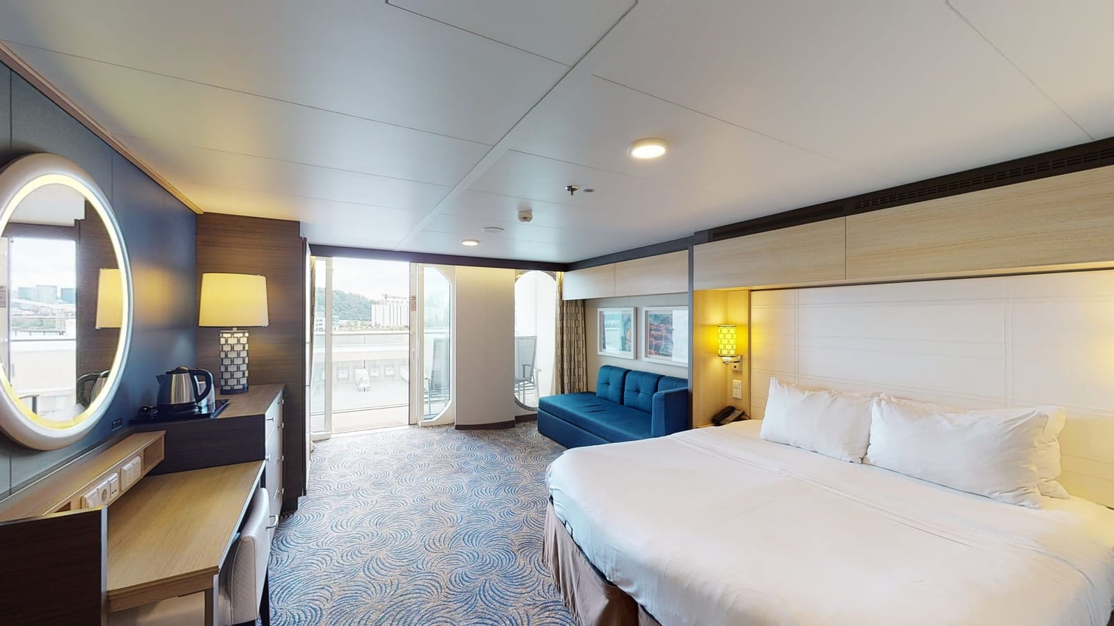 Ovation of the Seas - Junior Suite Accessible