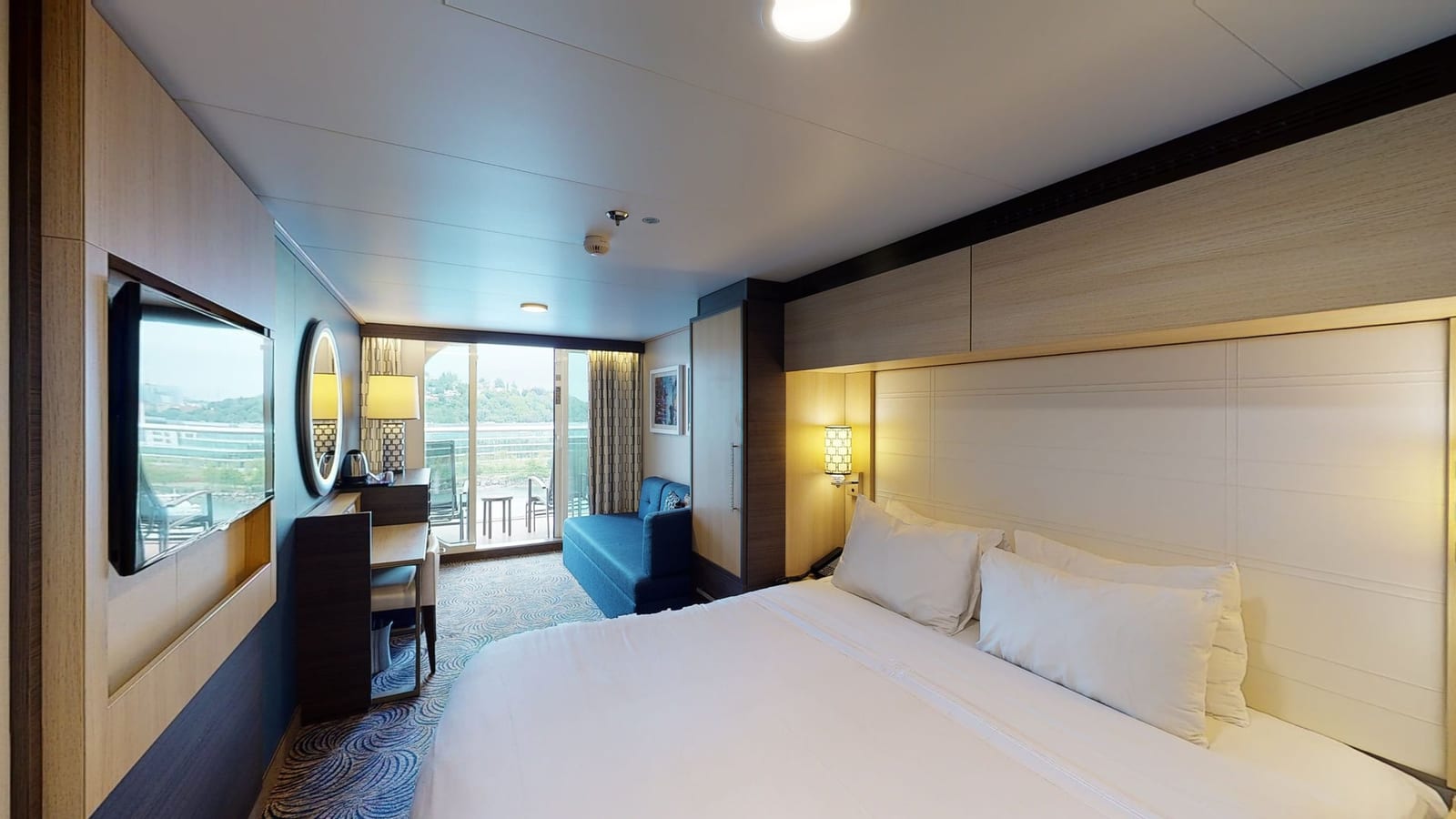Ovation of the Seas - Connecting Balcony